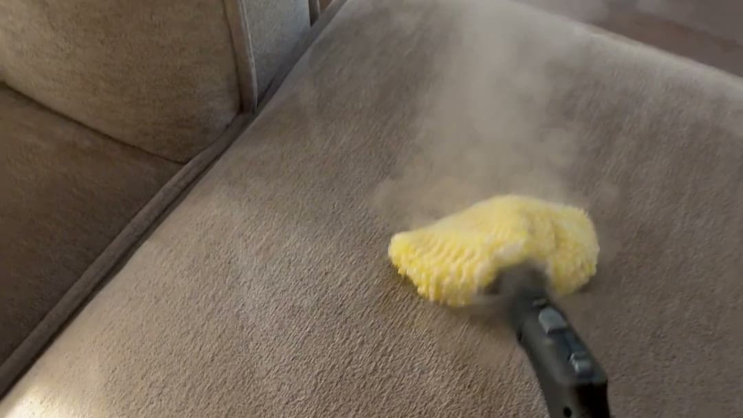 Stoffen zetel die met stoom gereinigd wordt